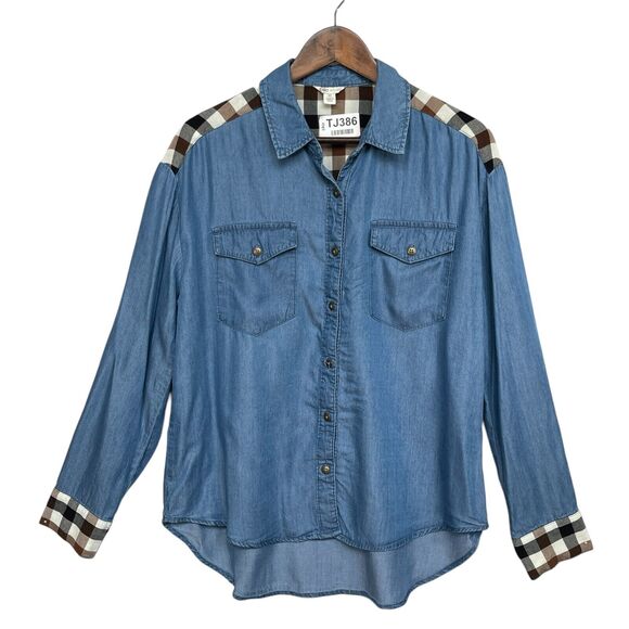 CATO Button Up Top Women Size M Blue Chambray Mix Media Pockets Check Soft - Picture 1 of 11